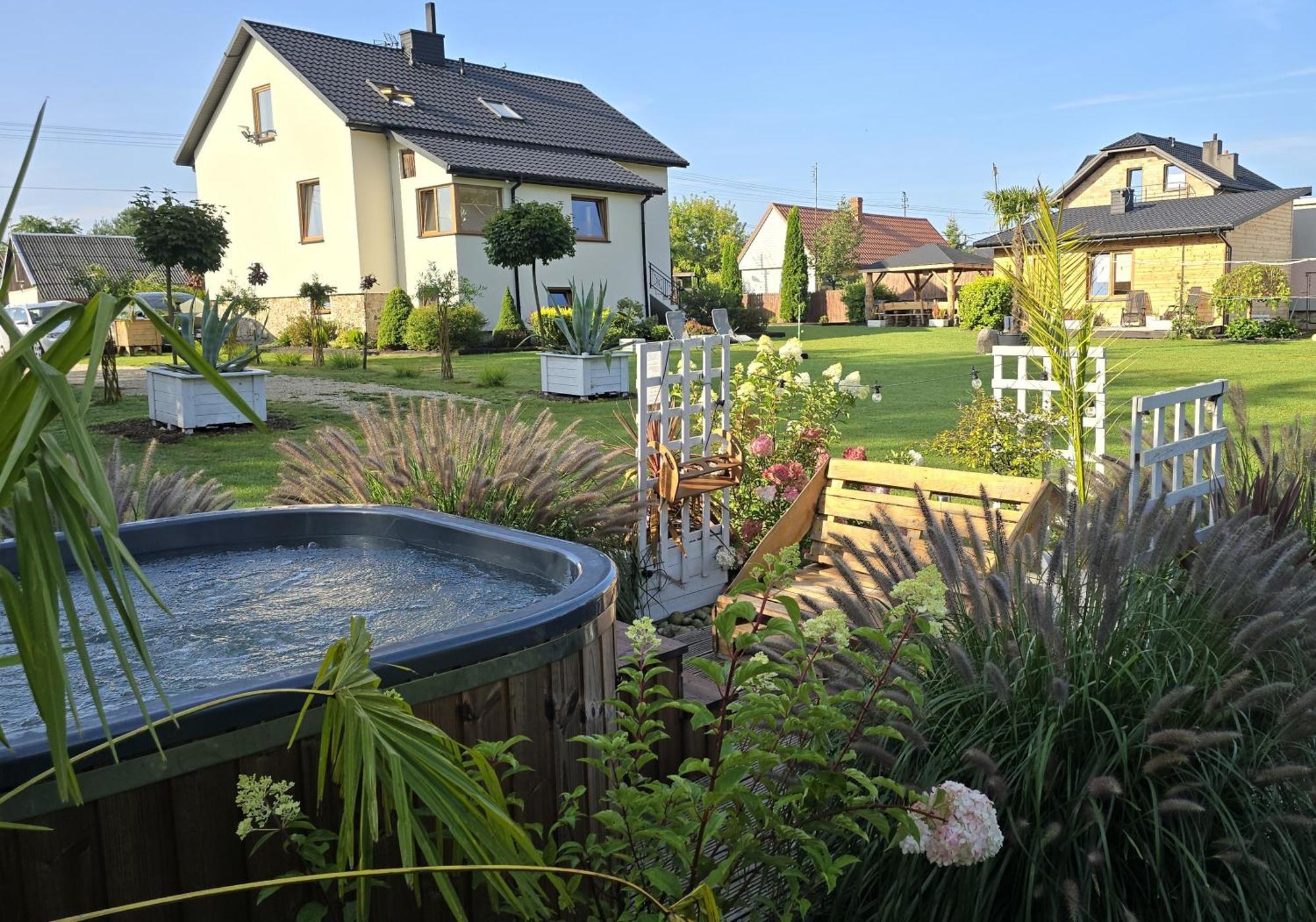 Vip Village Las Woda Rower - Podgrzewany Basen, Balia, Sauna Miedzierza Exterior foto